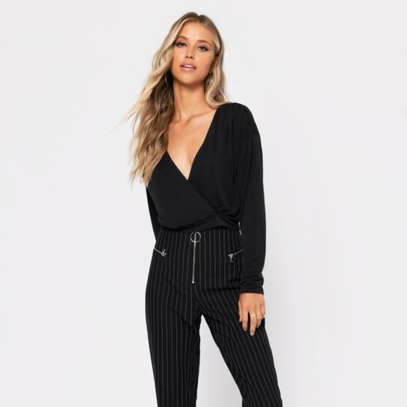 TOBI Wrap City Black Plunging Crop Top - Picture 1 of 3